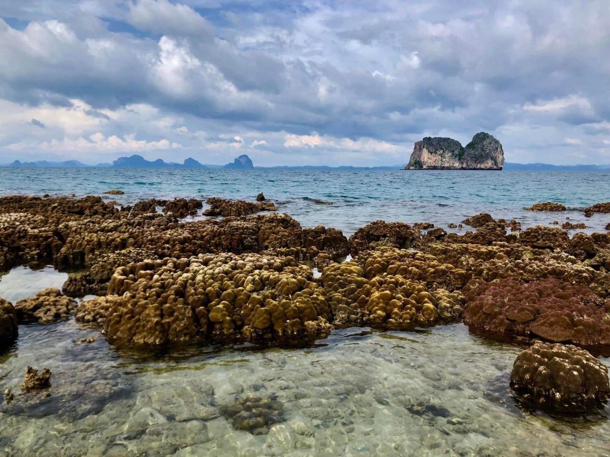 Koh Ngai Sea Open Resort Buitenkant foto