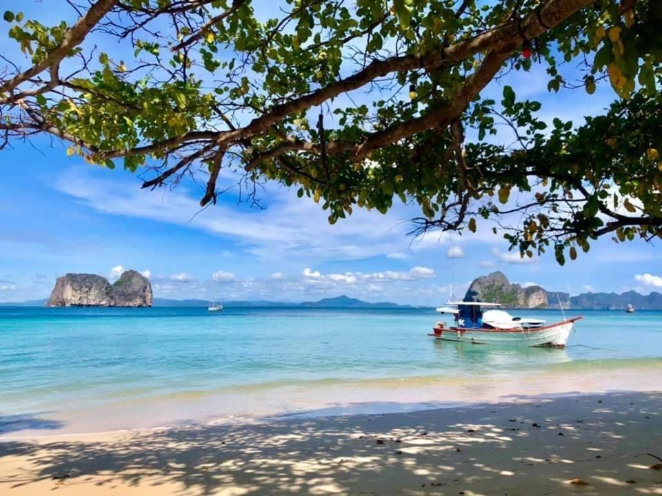Koh Ngai Sea Open Resort Buitenkant foto